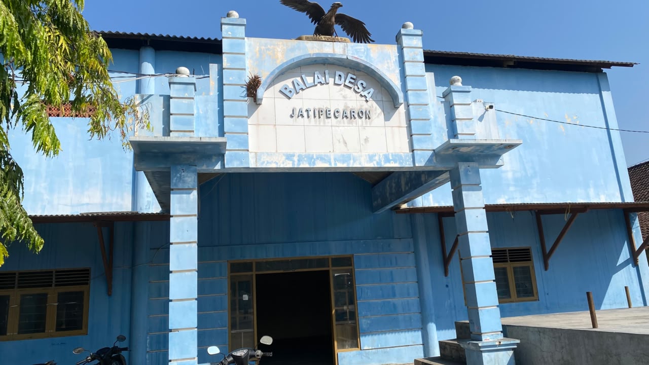 Balai Desa Jatipecaron